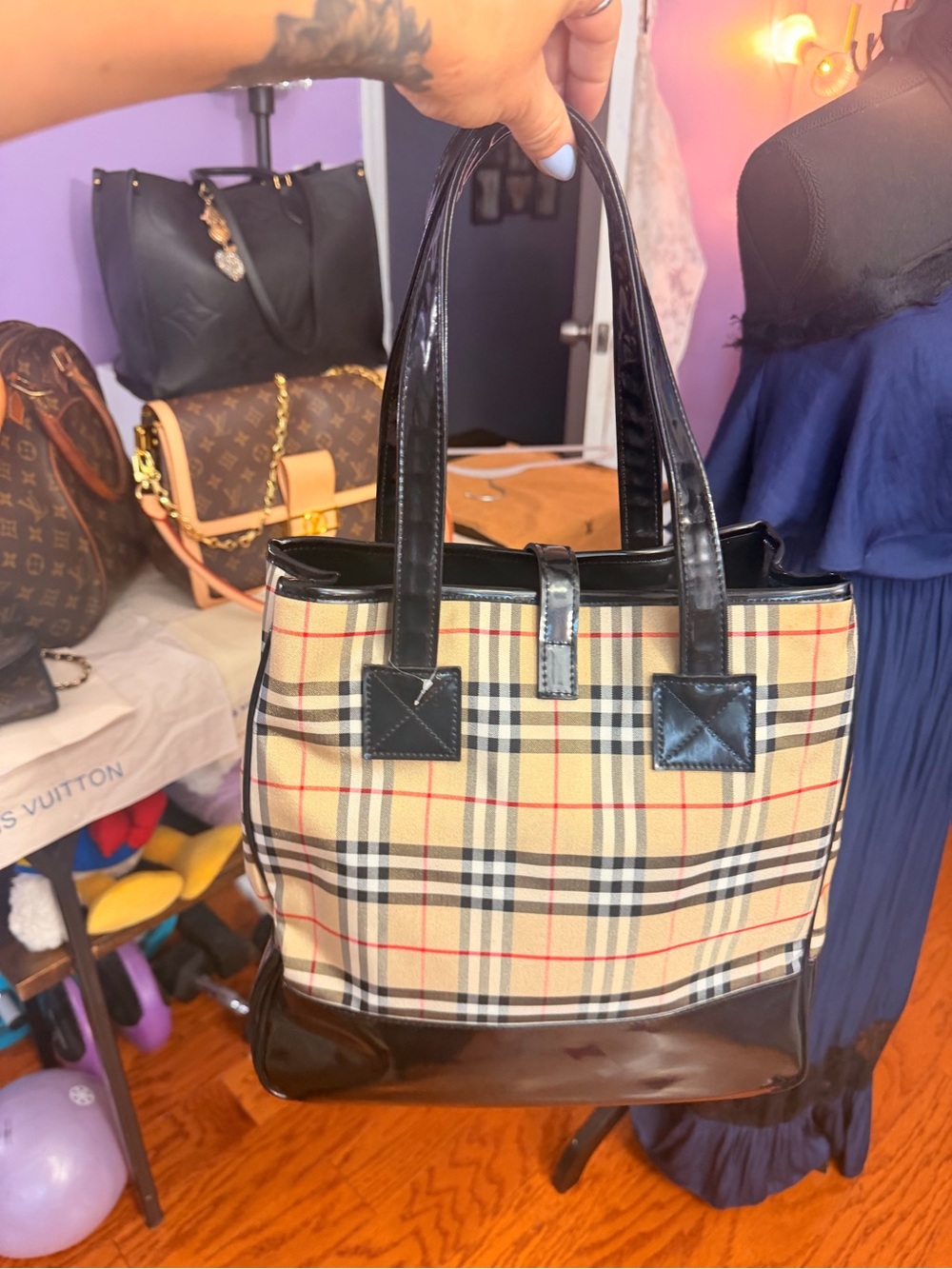 Burberry's blue label!!! - Picture 3 of 8